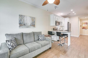 Walk to Beach and Moody Mansion Galveston Home!